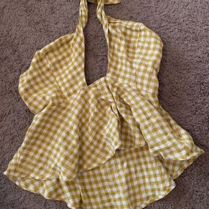 Halter low v crop top